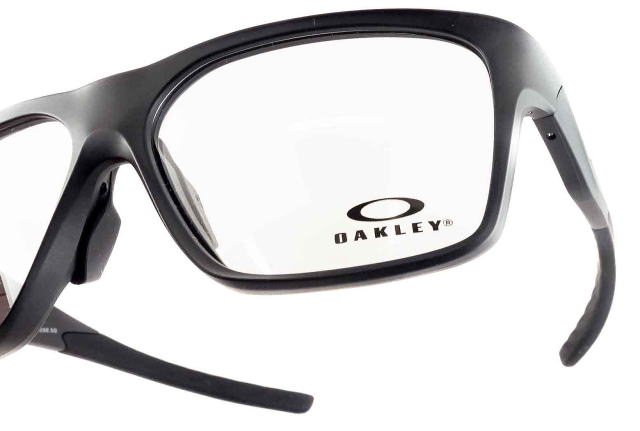 オークリーメガネ度付きバーサフューズスクエア8201-01-S58