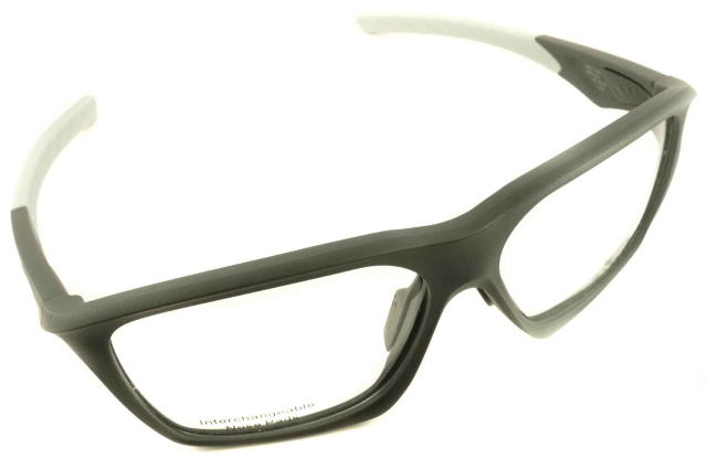 スポーツ度入りメガネオークリー8201-04-S58