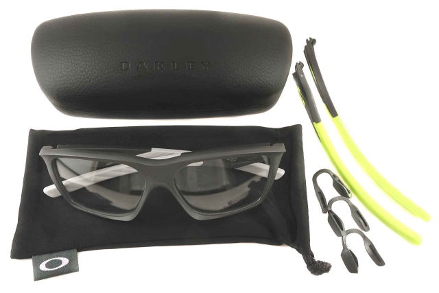 スポーツ用度付きメガネオークリー8201-04-S56