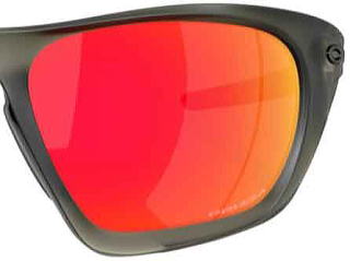 オークリー度付きサングラス・メガネ度入り【OAKLEYロゴ入】プリズム・ルビー