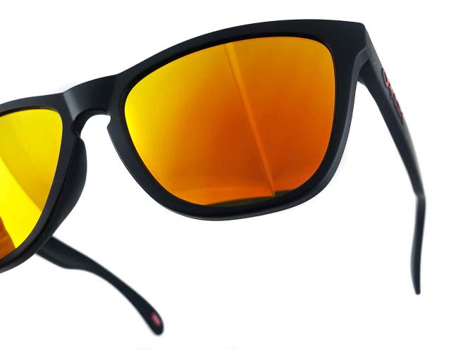 オークリーサングラスfrogskins9245-63-S54/正規販売店全国対応JR大府