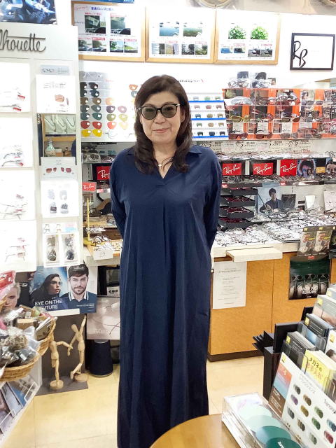 �e�B�t�@�j�[�T���O���X