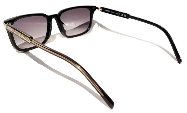 �H�����^�T���O���XPRADA�v���_13YVF-AAV1O1-S56